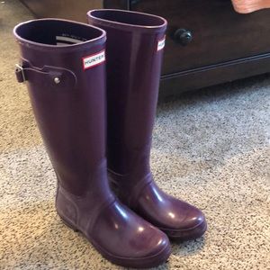 Aubergine Hunter boots!!!